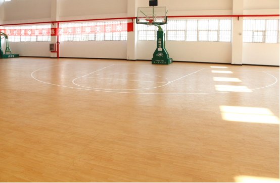 篮球pvc运动地板安装