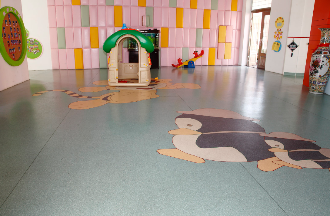 幼儿园防滑塑胶地板