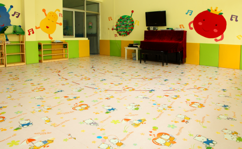 幼儿园定制塑胶地板，质地柔软保护幼儿【腾方PVC地板】