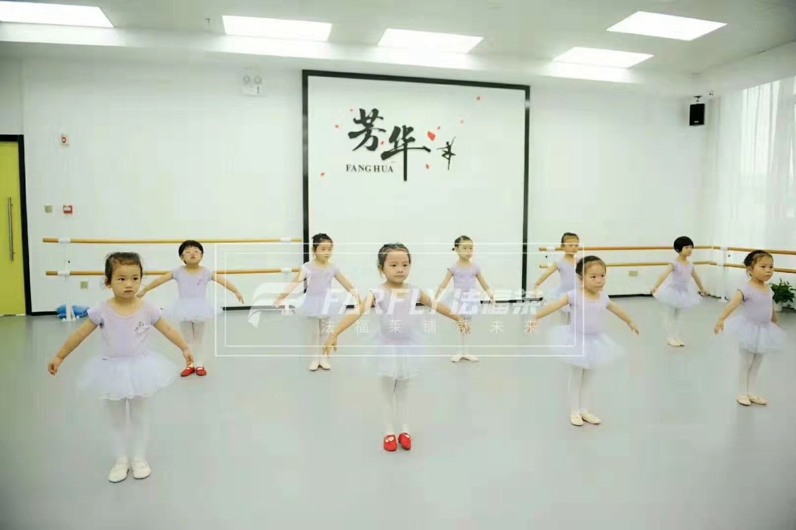 7d27dad6c85bb29cc70c222ee4a5bdf.jpg